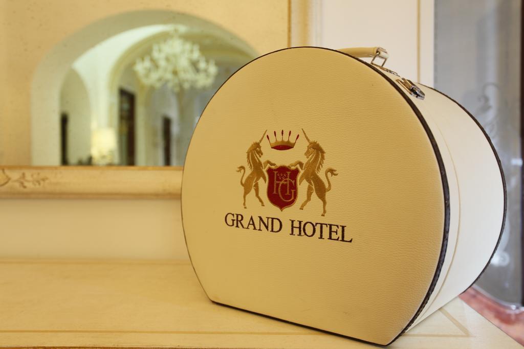 Grand Hotel Di Лече Екстериор снимка
